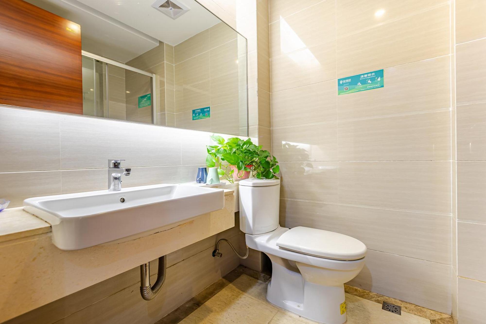 Waifiden Apartment Min Jian Financial Building-Free Shuttle Bus During The Canton Fair מראה חיצוני תמונה