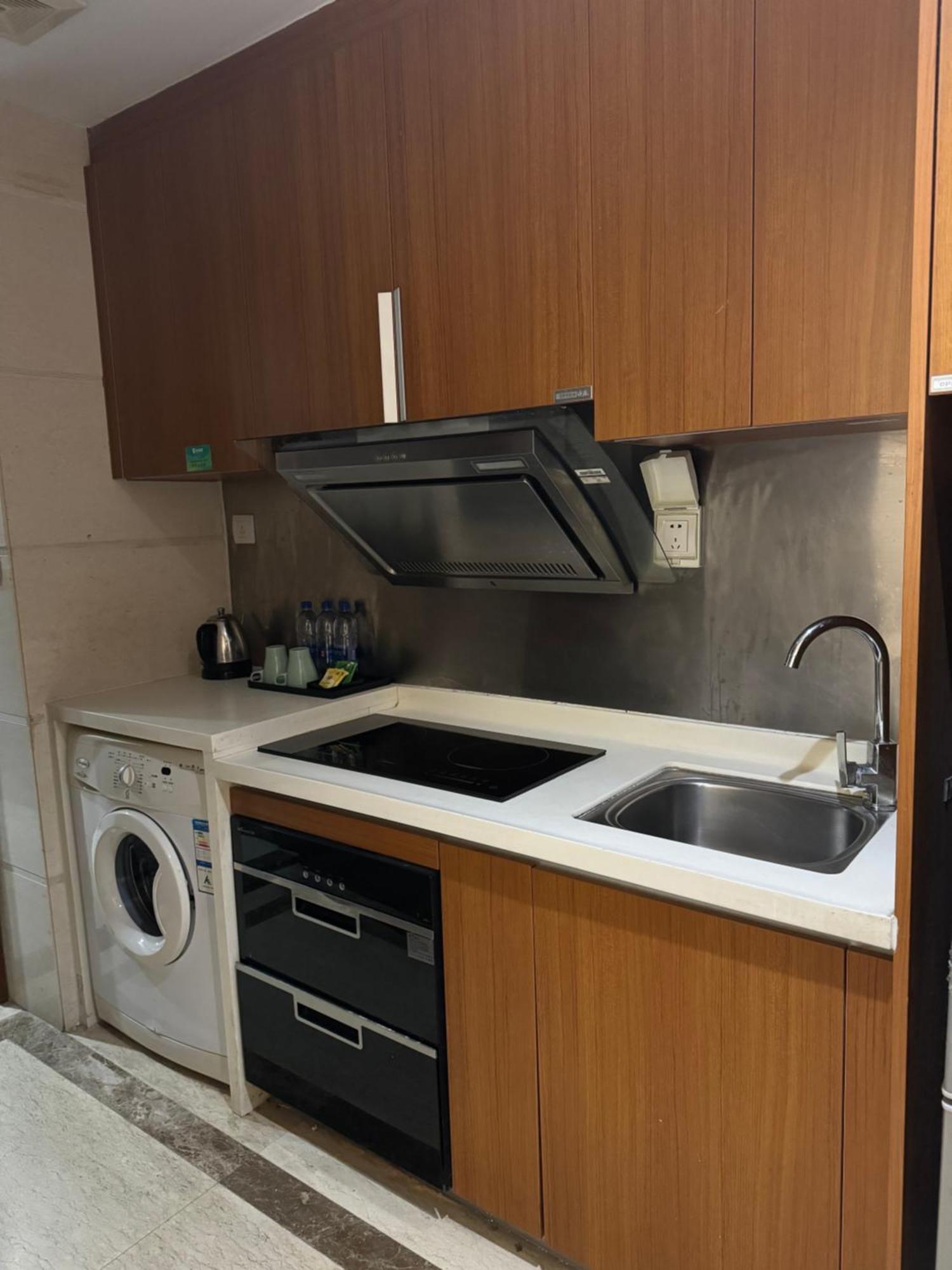 Waifiden Apartment Min Jian Financial Building-Free Shuttle Bus During The Canton Fair מראה חיצוני תמונה